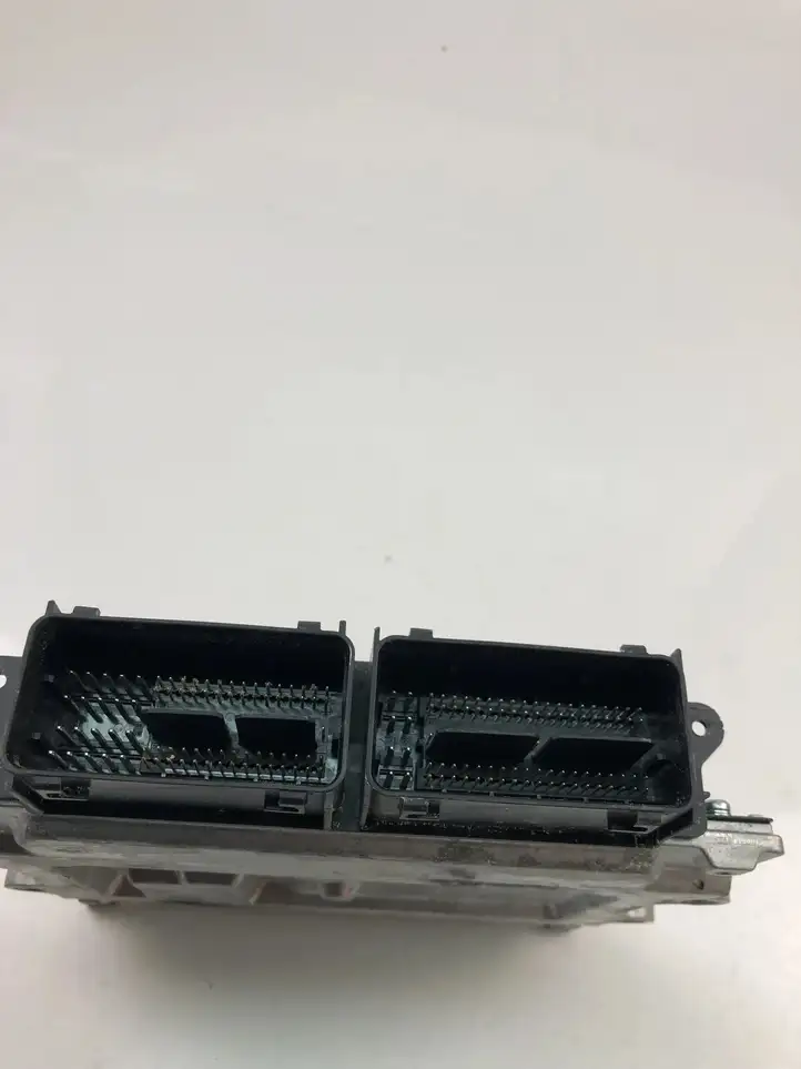 Volvo V60 (2013 - 2018) 32253221 Блок управления двигателем (ECU) — фото 3