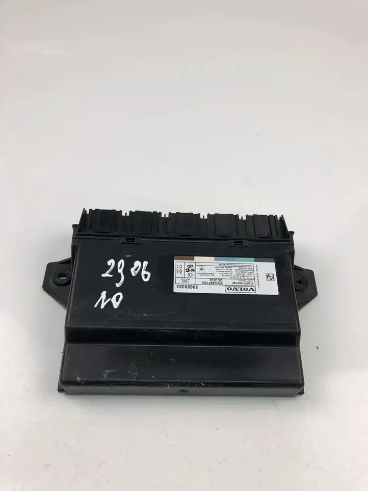 Volvo V70 (2007 - 2013)  30659353 Другие блоки управления / модули