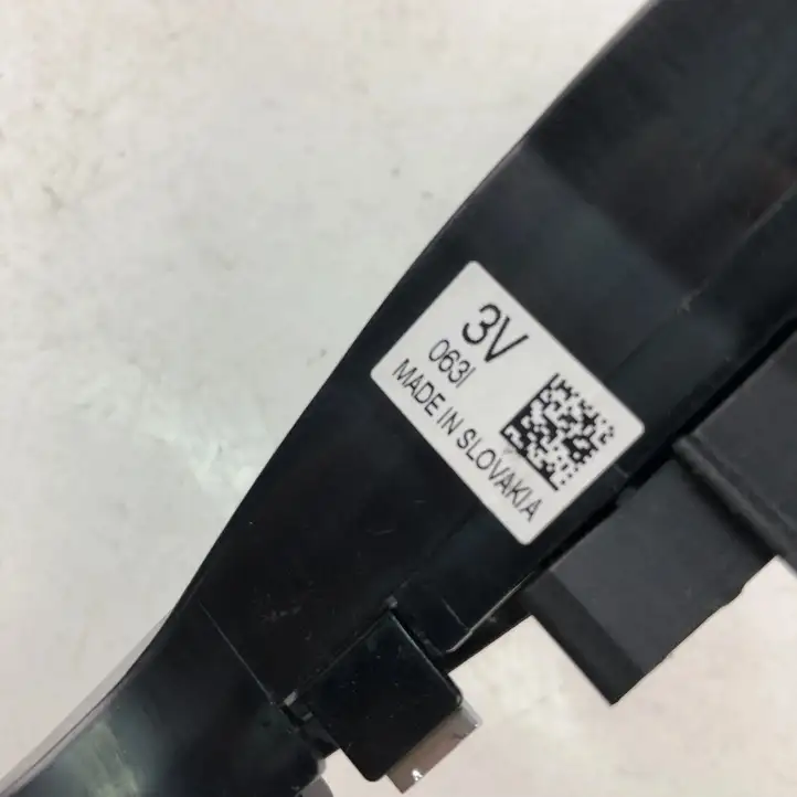 Toyota RAV 4 (XA40) (2012 - 2018) 123456 Кнопки на рулевом колесе — фото 4