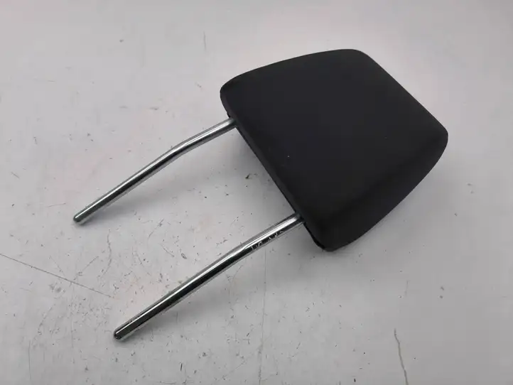 Seat Leon IV (2020 - )   Подголовник переднего сиденья