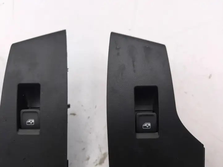 Seat Leon IV (2020 - ) 5G0959855M Кнопка стеклоподъемников — фото 5
