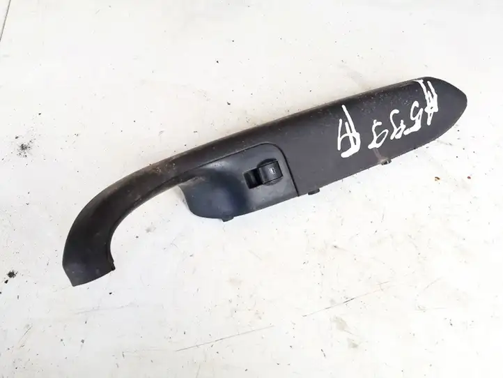 Audi A4 S4 B7 8E 8H (2004 - 2009) 8e2867161a Кнопка стеклоподъемников — фото 1