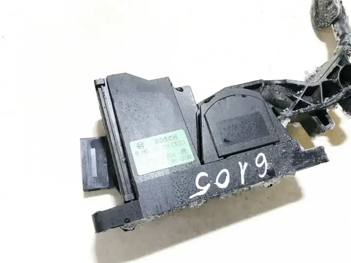 Audi TT Mk1 (1998 - 2003) 8n2721503c Педаль акселератора — фото 2