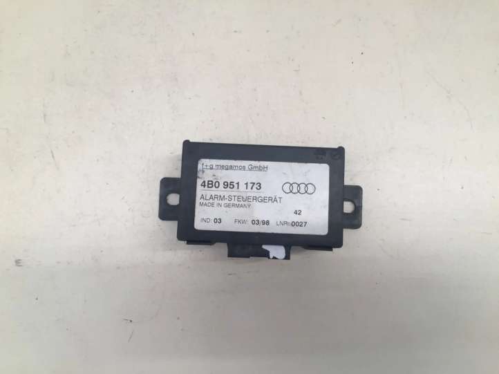 4B0951173 Audi A6 S6 C5 4B Signalizacijos valdymo blokas