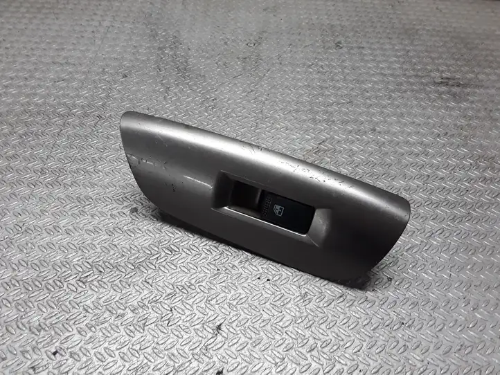 Hyundai Coupe (2001 - 2005) 935752C910 Кнопка стеклоподъемников — фото 1