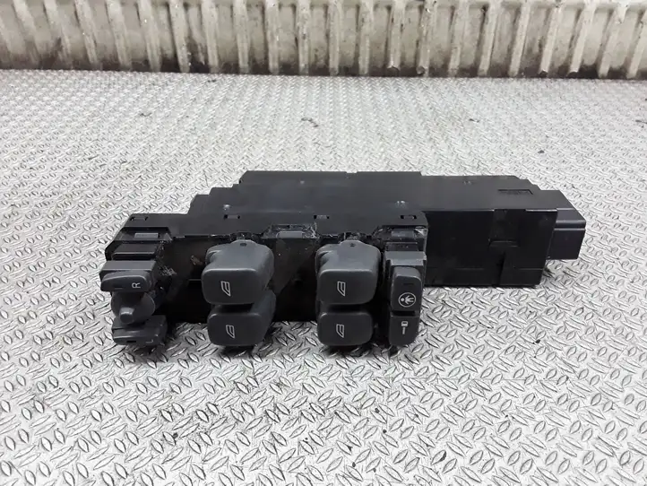 Volvo S80 (1998 - 2004) 9467626 Кнопка стеклоподъемников — фото 1