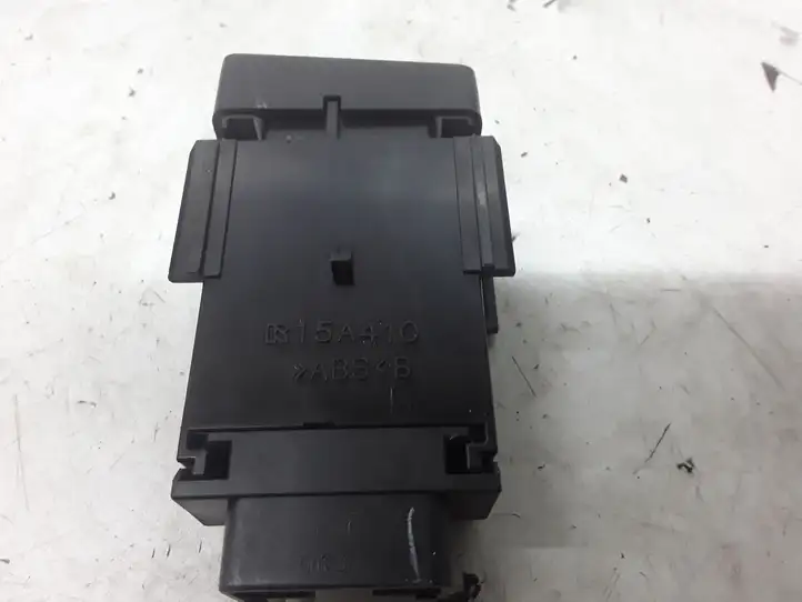Toyota Corolla Verso AR10 (2004 - 2009) 15A410 Кнопка обогрева стекла — фото 3