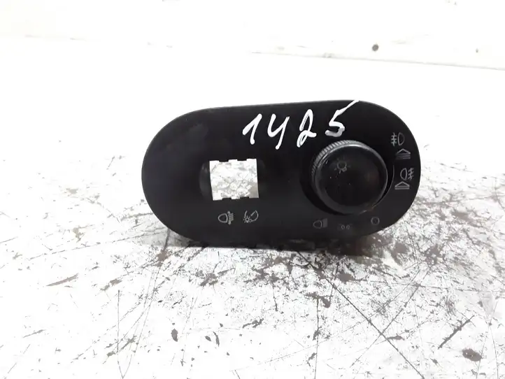 Seat Ibiza III (6L) (2002 - 2008) 6L1941531AF Включатель фонарей — фото 1
