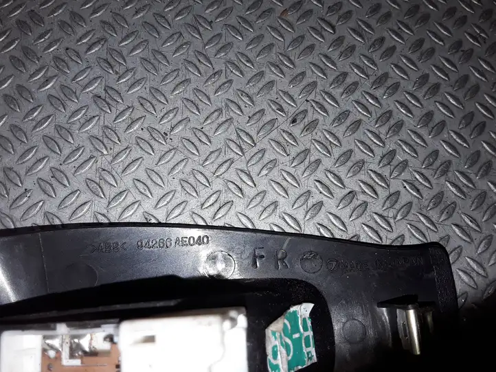 Subaru Legacy (1999 - 2003) 3B0959621C Кнопка стеклоподъемников — фото 3