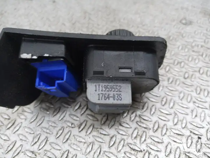 Volkswagen Touran I (2003 - 2010)  1T1959552 Включатель зеркал