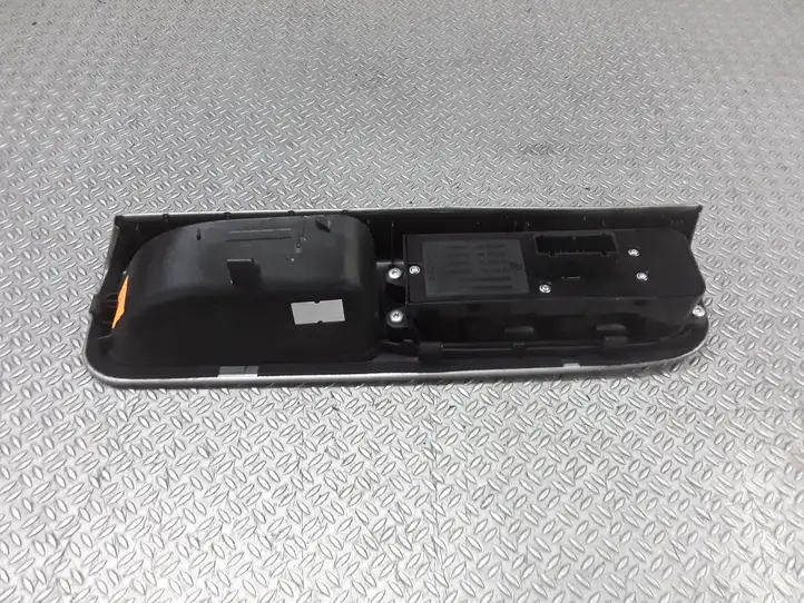 Volvo S40 (2004 - 2007) 30658444 Кнопка стеклоподъемников — фото 4