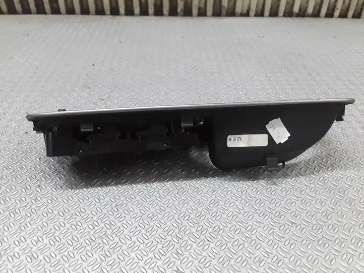 Volvo V50 (2004 - 2008) 30710787 Кнопка стеклоподъемников — фото 3