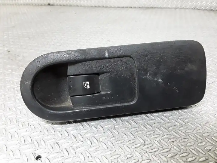 Renault Scenic II - Grand scenic II (2003 - 2006) 156013740 Блок кнопок стеклоподъемников — фото 1