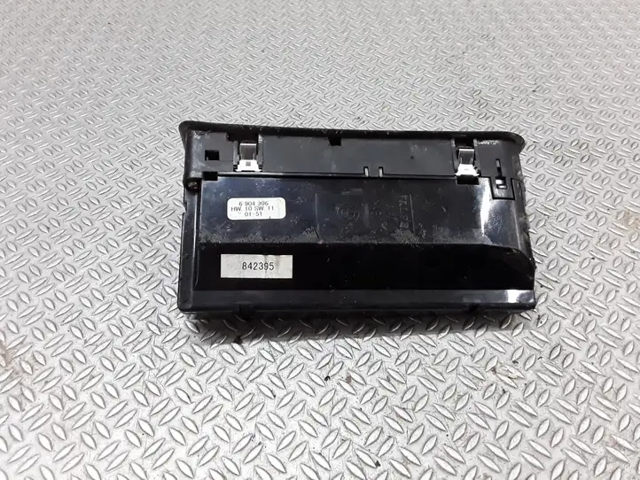 BMW 5 E39 (1996 - 2003) 6904306 Кнопка стеклоподъемников — фото 3