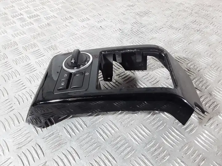 Land Rover Range Rover L322 (2009 - 2012) YUD501380PUY Включатель фонарей — фото 4