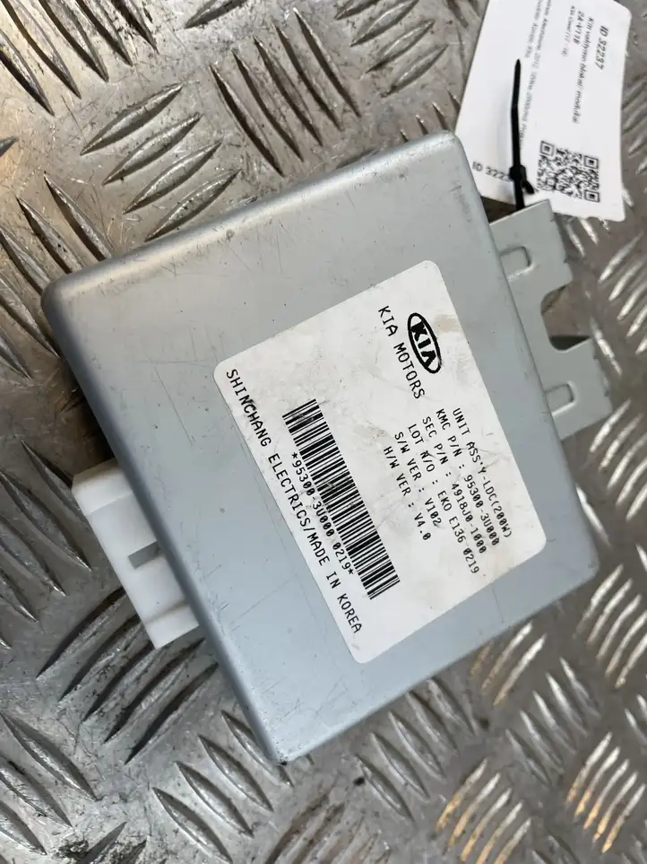 Kia Ceed (2010 - 2012) 953003U000 Прочие блоки управления — фото 3