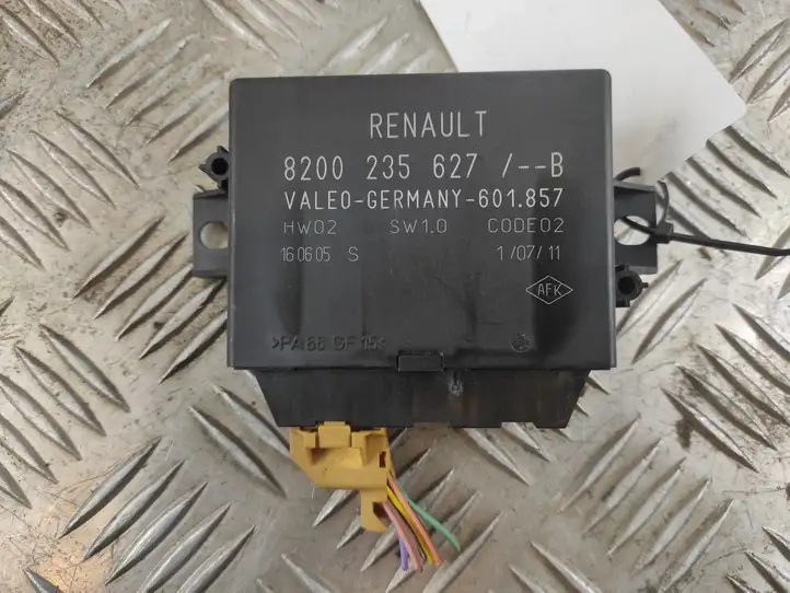 Renault Scenic II - Grand scenic II (2003 - 2006) 8200235627 Блок управления парктрониками — фото 2