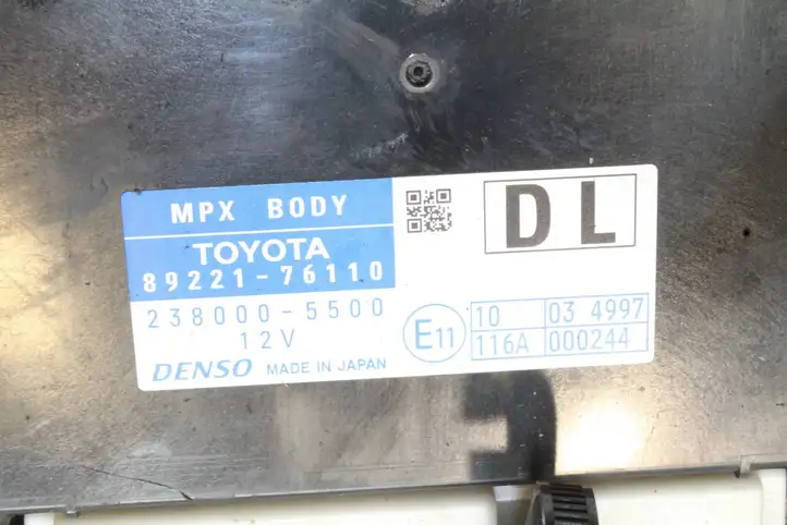 Lexus CT 200H (2013 - 2017) 8922176110 Модуль управления кузовом (BCM) — фото 3