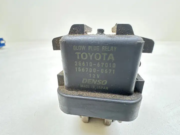 Toyota Avensis T250 (2003 - 2006) 2861067010 Реле накала свечей — фото 4