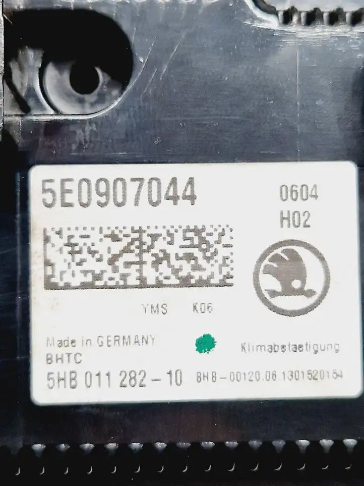 Skoda Octavia Mk3 (5E) (2013 - 2019) 5E0907044 Модуль управления кондиционером — фото 7