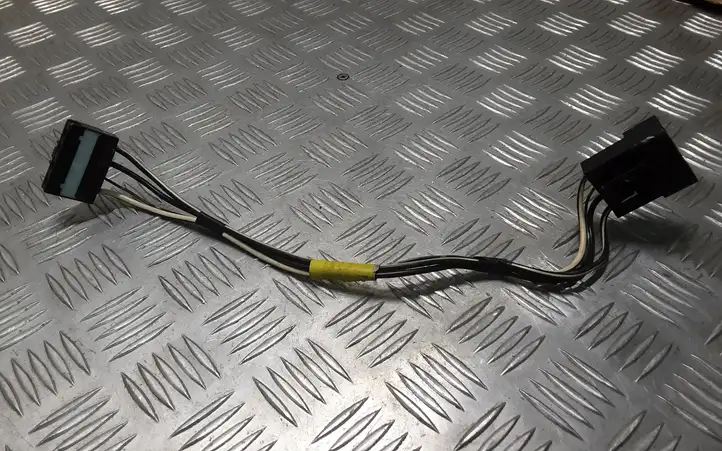 Toyota Avensis T250 (2003 - 2006) MF246460 Прочая электропроводка — фото 3