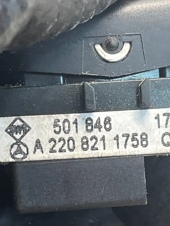Mercedes-Benz S W220 (1998 - 2006) A2208211758 Включатель обогрева — фото 3