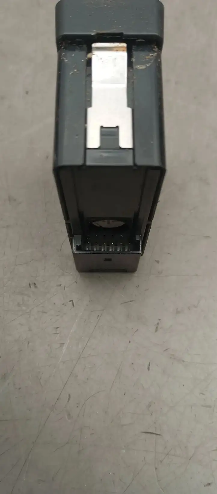BMW 3 E46 (1998 - 2005) 8368920 Включатель аварийных фонарей — фото 3