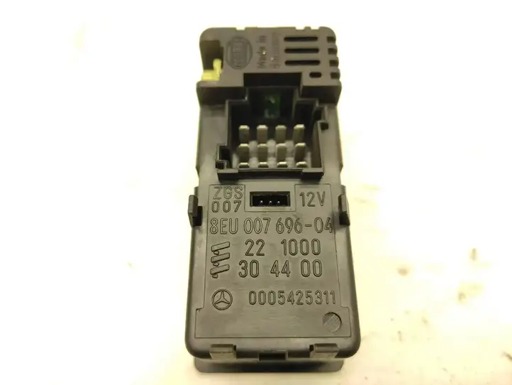 Mercedes-Benz Sprinter W901 W902 W903 W904 (1995 - 2007) 8EU00769604 Блок управления автономным отопителем — фото 4
