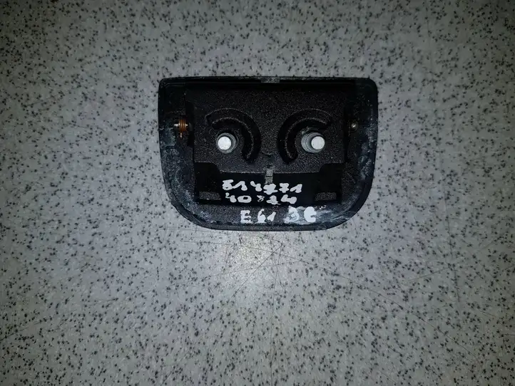 BMW 5 E60 E61 (2004 - 2010)  51477140824 Другая деталь салона