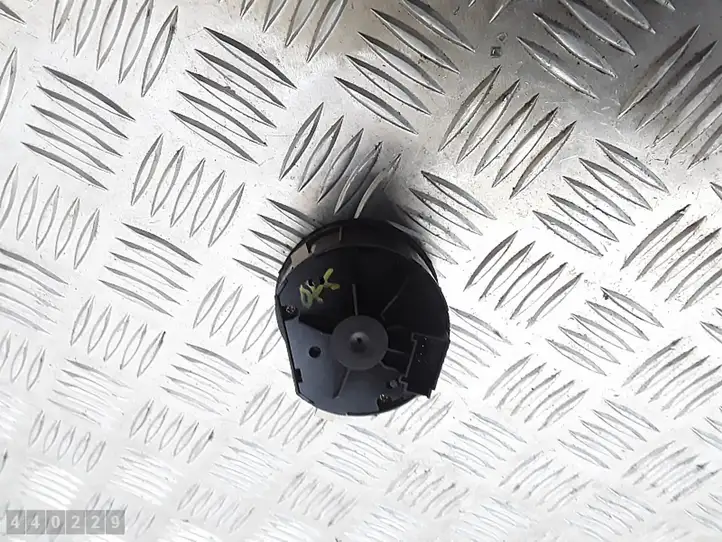 Audi A6 S6 C6 4F (2004 - 2008) 4F1941531D Включатель фонарей — фото 2