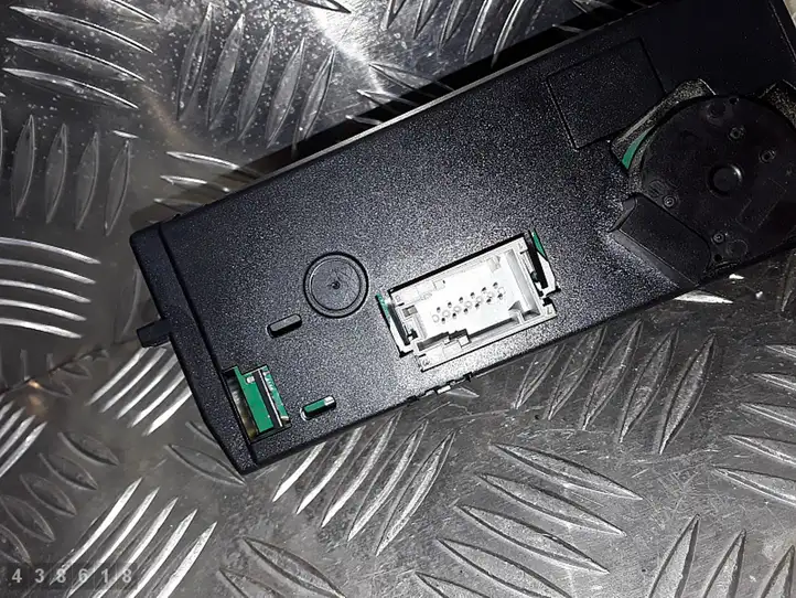 BMW 1 E81 E87 (2004 - 2011)  A2C53338455 Блок управления кондиционера воздуха / климата/ печки (в салоне)