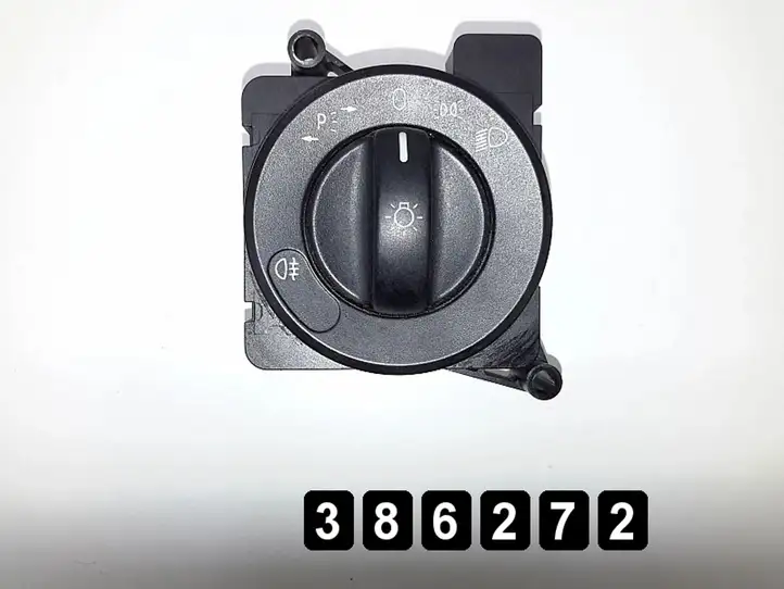 Mercedes-Benz Sprinter W906 (2006 - 2018) a9065450504 Включатель фонарей — фото 2