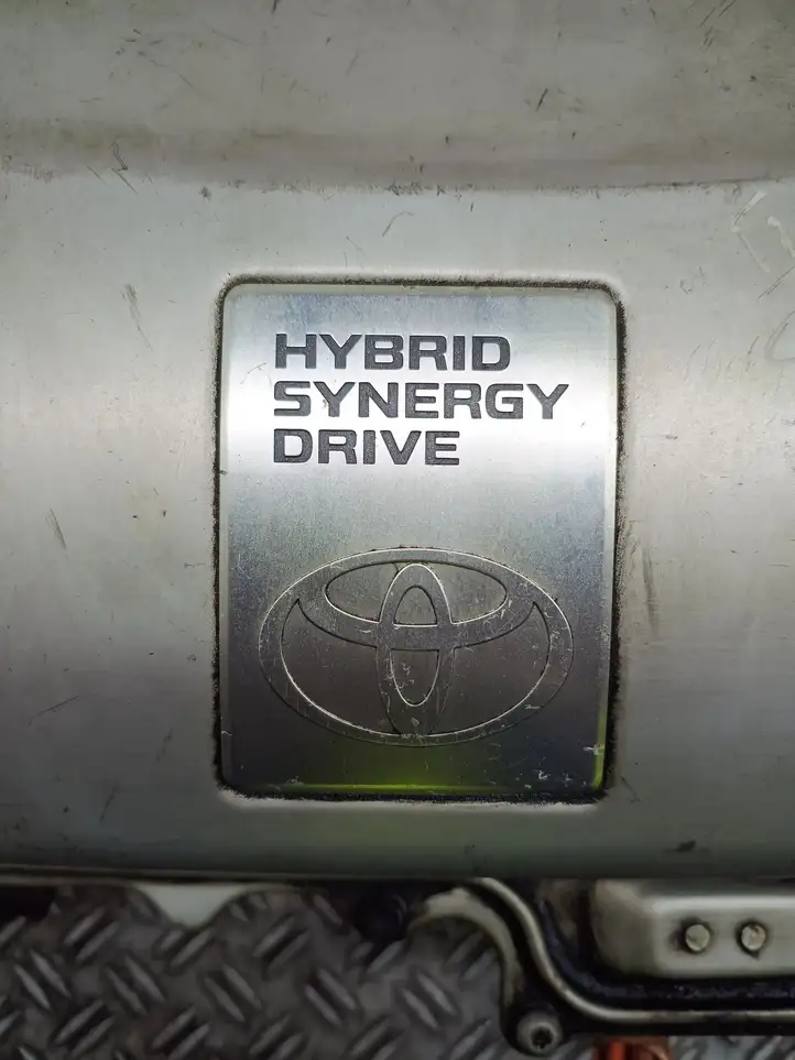 Toyota Prius (NHW20) (2003 - 2009) Инвертор напряжения — фото 3
