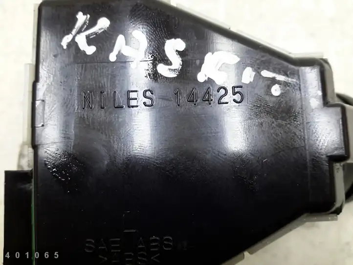 Nissan Qashqai (2006 - 2010) niles14425 Включатель фонарей — фото 9