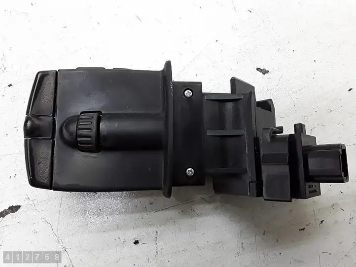 Renault Megane III (2009 - 2016)  25552540R Мултифункционный включатель управления / ручка