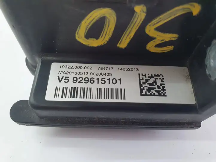 BMW 3 F30 F35 F31 (2012 - 2018) 929615101 Инвертор напряжения — фото 5
