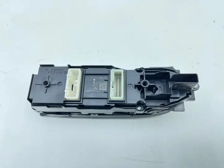 Subaru Outback (BT) (2019 - ) 83071AN01B Кнопка стеклоподъемников — фото 3