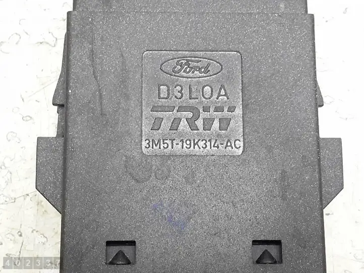 Ford C-MAX I (2003 - 2007) 3m5t19k314ac Включатель обогрева — фото 5