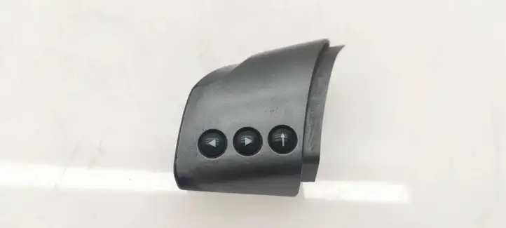 Opel Vectra C (2002 - 2005) 60195761011 Кнопки на рулевом колесе — фото 1