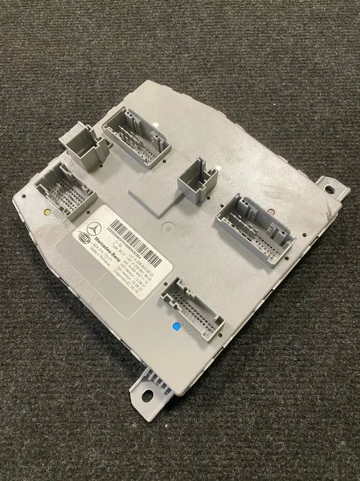 Mercedes-Benz GLC X253/C253 (2015 - )  A2059006822 Mодуль kомфортa