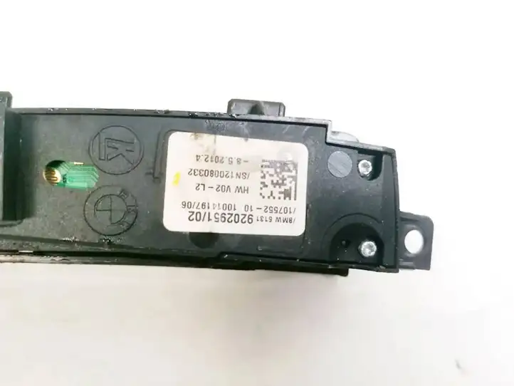 BMW 5 GT F07 (2010 - 2017) 920295102 Кнопка парктроника — фото 3