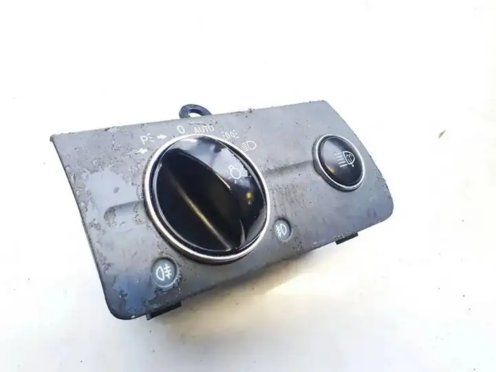 Mercedes-Benz E W211 (2002 - 2009) 2115450104 Включатель фонарей — фото 2