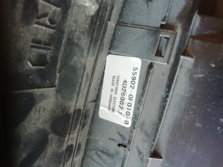 Toyota Corolla Verso AR10 (2004 - 2009) 559000F030 Блок управления климат-контролем — фото 2