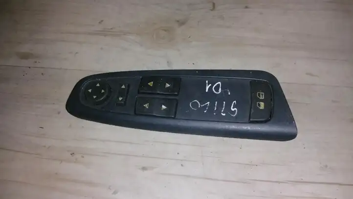 Fiat Stilo (2001 - 2010) b569 Кнопка стеклоподъемников — фото 1