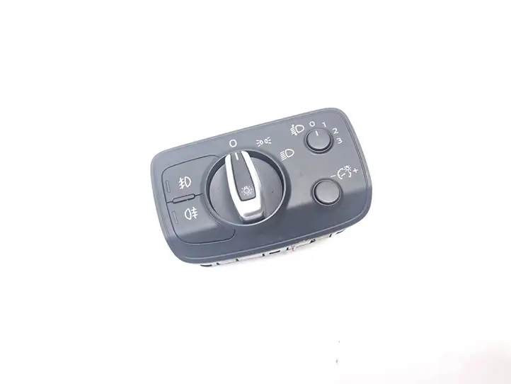 Audi A3/S3 8V (2012 - 2016) 8V0941531N Включатель фонарей — фото 1