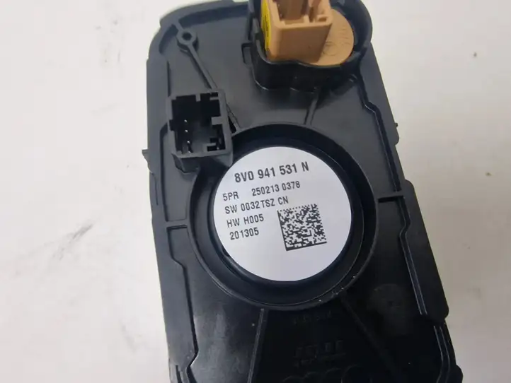 Audi A3/S3 8V (2012 - 2016) 8V0941531N Включатель фонарей — фото 3