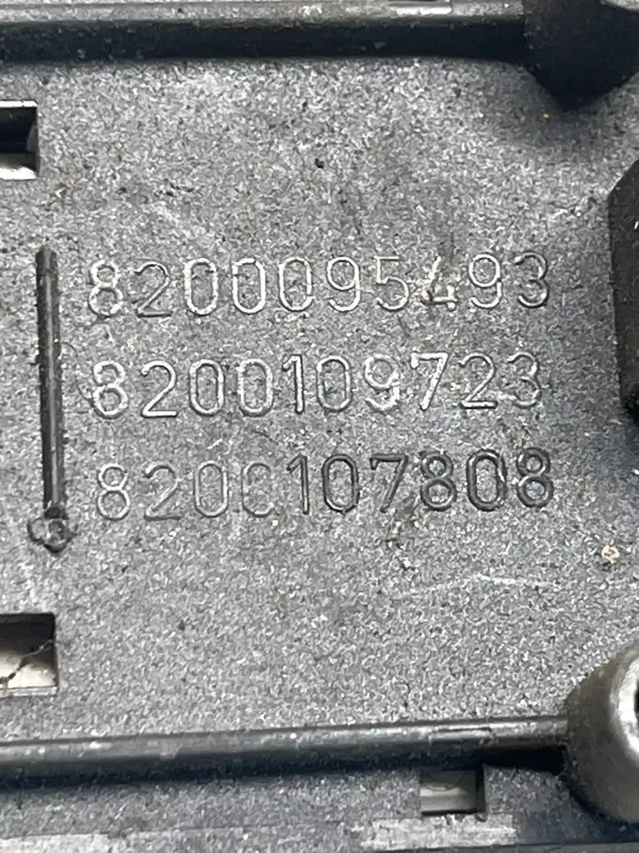 Citroen C4 I Picasso (2006 - 2013) 8200109723 Включатель аварийных фонарей — фото 3