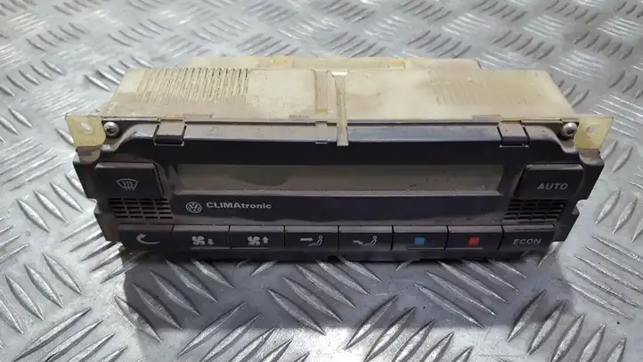 Volkswagen PASSAT B5 (1997 - 2000)  3b1907044a Блок управления кондиционера воздуха / климата/ печки (в салоне)