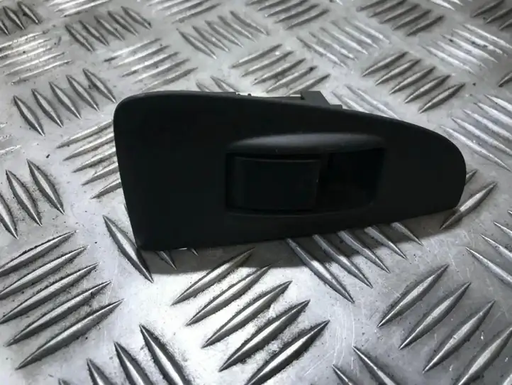 Toyota Avensis T250 (2006 - 2009) 7427105020 Блок кнопок стеклоподъемников — фото 1