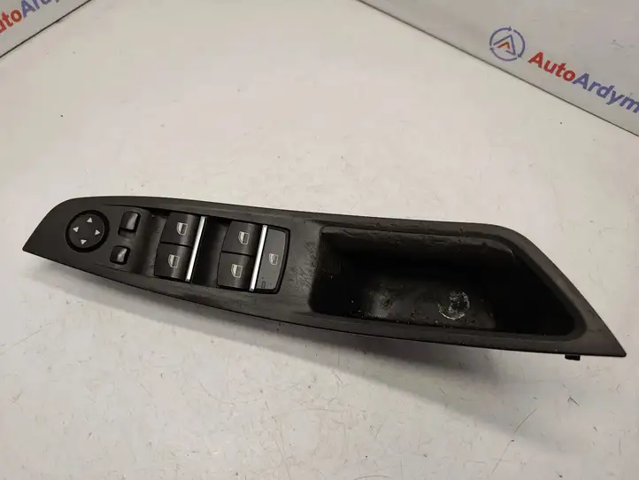 BMW 5 F10 F11 (2009 - 2016) 9241955 Блок кнопок стеклоподъемников — фото 1